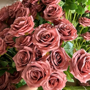 High Quality 10pcs Dusty Roses Artificial Flowers with Long Stems Mauve Roses for Wedding Bouquets Party Centerpieces Home Office Decoration