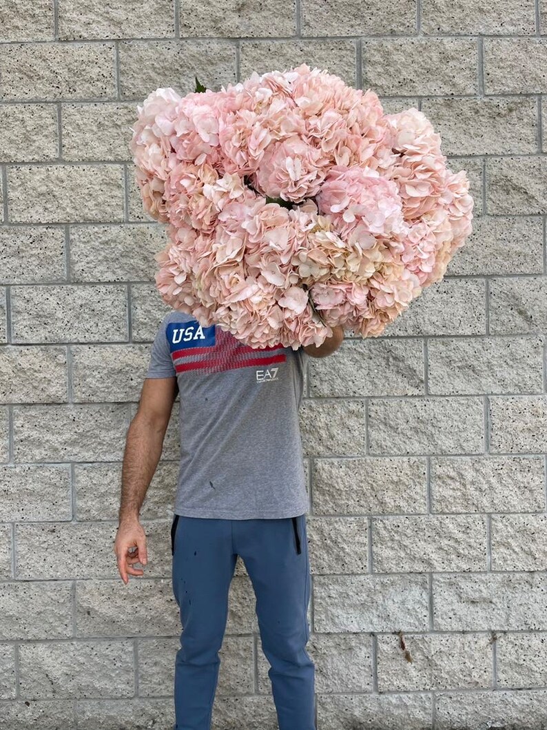 blush wedding flowers