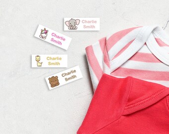 Set von 30 benutzerdefinierten Bügeletiketten für Baumwolle Kleidung | Personalisierte Namensschilder für Kindertagesstätte oder Schulanfang