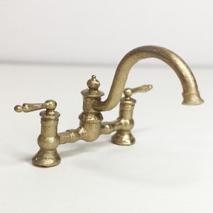 Millissa Faucet - 1:12 Scale Kitchen Faucet