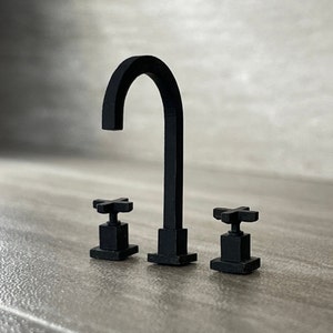 Ruth Faucet - 1:12 Scale Kitchen Faucet