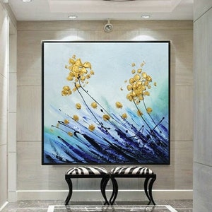 Oversized olieverfschilderij met bloementextuur: abstracte kunst met bladgoud en zilver