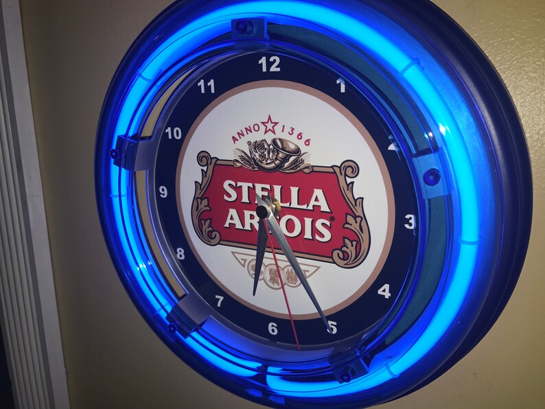 Stella Artois ** Beer Bar Man Cave Blue Neon Clock Advertising Sign