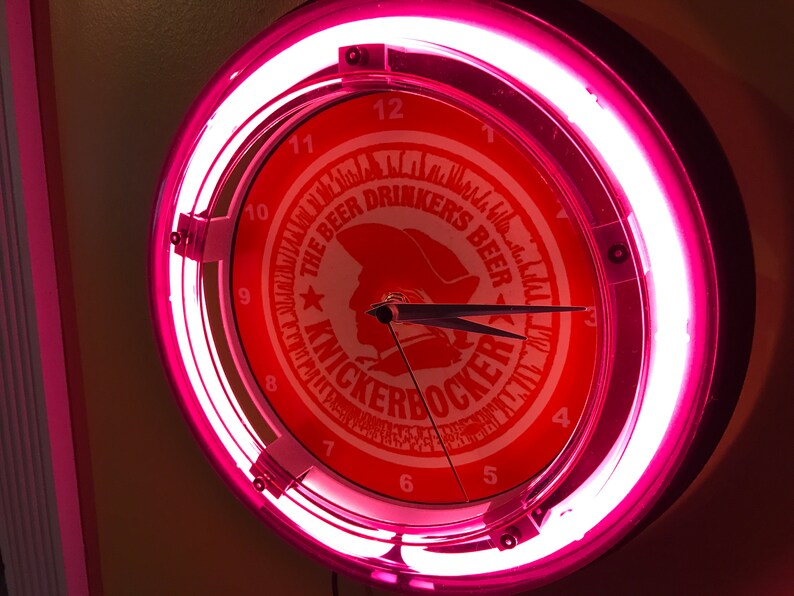 Knickerbocker ## New York Beer Bar Man Cave Neon Clock Advertising Sign