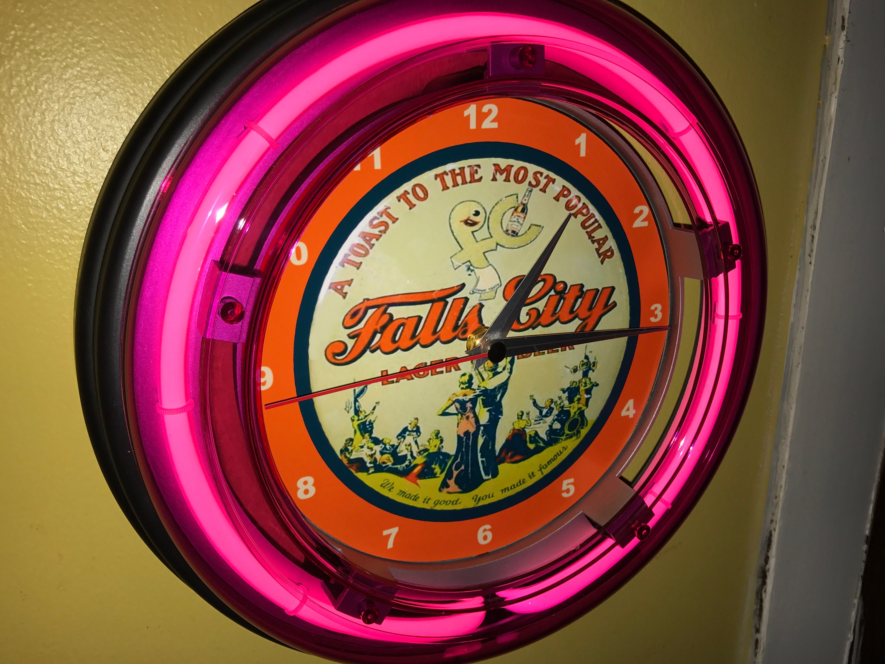 Falls City Bier Bar Mann Höhle Neon Uhr Werbeschild | Etsy