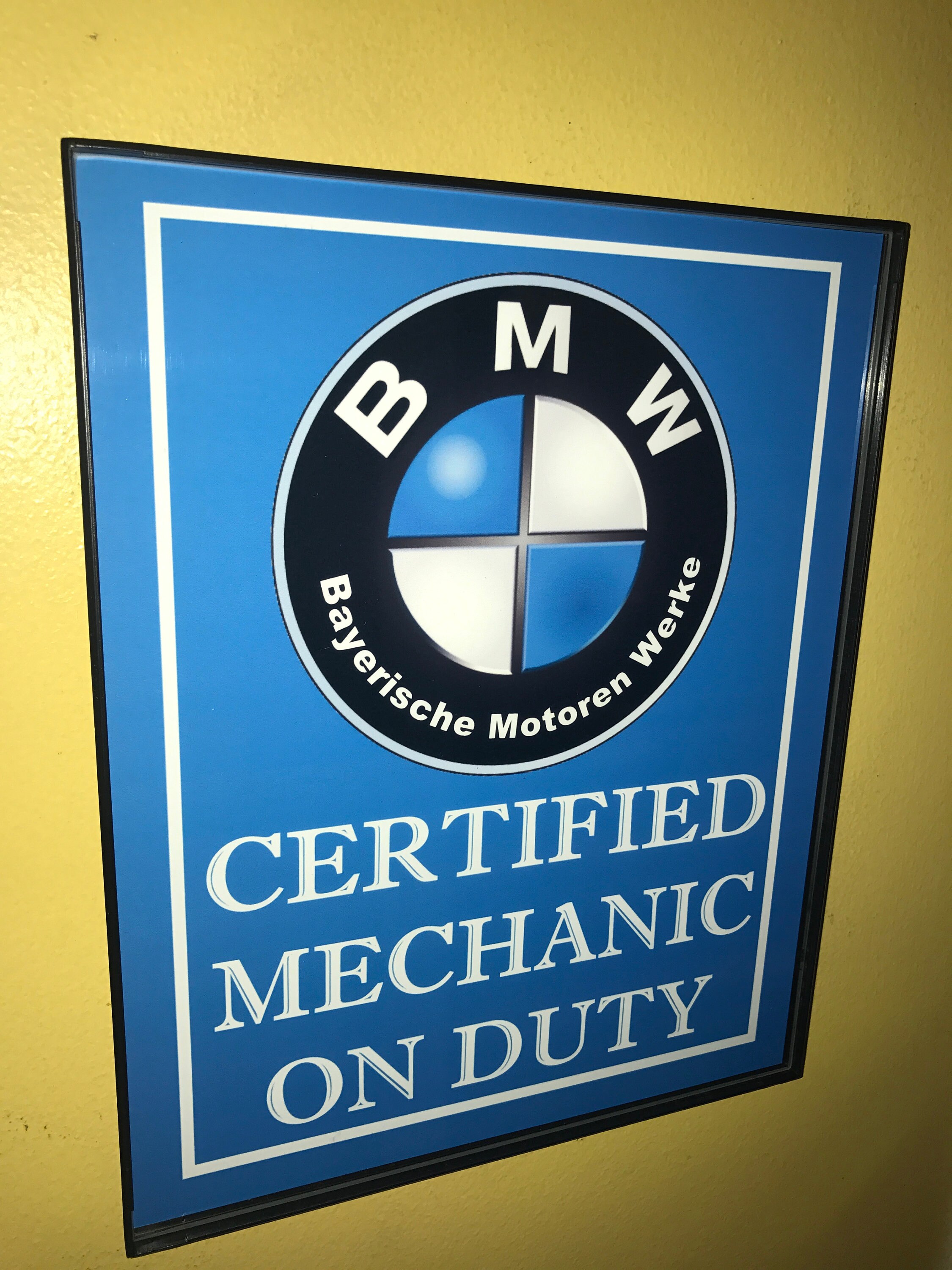 Bmw garage табличка