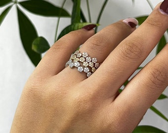 NATURAL Diamond Flower Ring - 14k Gold - Stackable Rings - Floral Design - Minimalistic - Fine Jewelry - Gifts