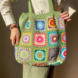 Crochet XL green tote bag, Floral granny square tote bag, Cotton flower shoulder bag, Boho cotton bag, Gift for Christmas, Retro