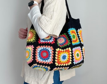 Bolso de mano cuadrado de abuela de crochet: bolso de hombro bohemio con flores