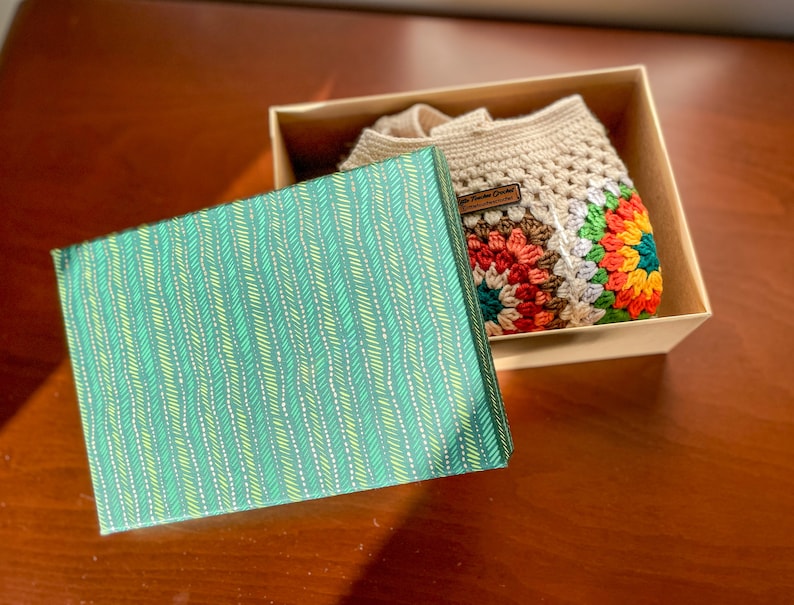 Crochet XL tote bag, Granny square shoulder bag, Cotton lined large tote bag, Retro floral afghan shoulder bag, Boho purse, Gift for mother image 5