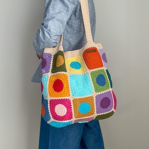 Crochet colorful tote bag, hippie festival bag, circle granny square shoulder bag, all-day purse, chic laptop bag, stylish shopping bag