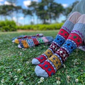 Hand Knitted Wool Socks: Unisex Geometric Patterned Winter Socks