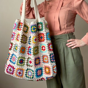 Crochet granny square tote bag, Retro afghan bag, Cotton large shoulder bag, Beige vintage hobo bag, Cotton tote bag, Valentine's day gift