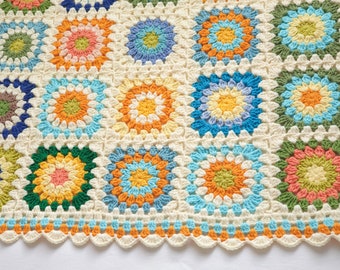 Crochet baby afghan, floral granny square baby blanket, Cotton blanket for toddler, Cream trimmed newborn blanket, Granny baby blanket