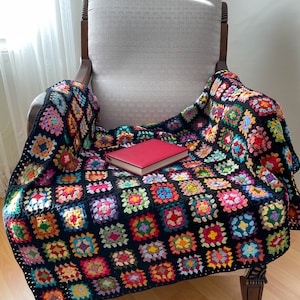 Brand new Roseanne&#39;s blanket, granny square family blanket, colorful cotton napping blanket, decorative couch throw, crochet gift for her