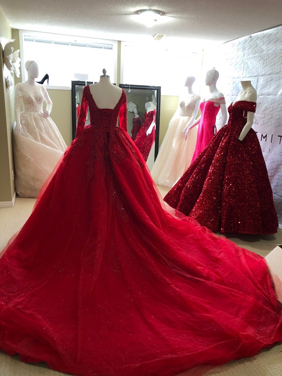 Preguntarse hada colgante Vestido de novia rojo oscuro - Etsy México