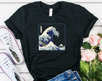 The Great Wave Off Kanagawa Shirt, Cool Japanese Shirt, Japanese Grunge Shirt, Aesthetic shirt, Kawaii clothing, Hokusai, Japanese tee