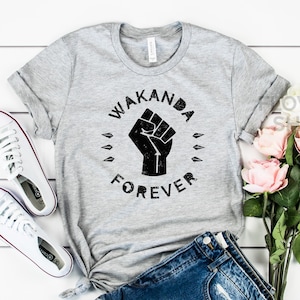 Wakanda Forever Shirt | Black Panther Wakanda Shirt | Chadwick Boseman Shirt | T&#39;Challa King Africa | Black Panther shirt | Wakanda T-shirt