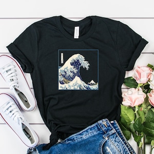 The Great Wave Off Kanagawa Shirt, Cool Japanese Shirt, Japanese Grunge Shirt, Aesthetic shirt, Kawaii clothing, Hokusai, Japanese tee