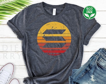 Solana Shirt, Solana SOL Retro Crypto HODL Cryptocurrency Solana Shirt / Sweatshirt / Long Sleeve / Hoodie