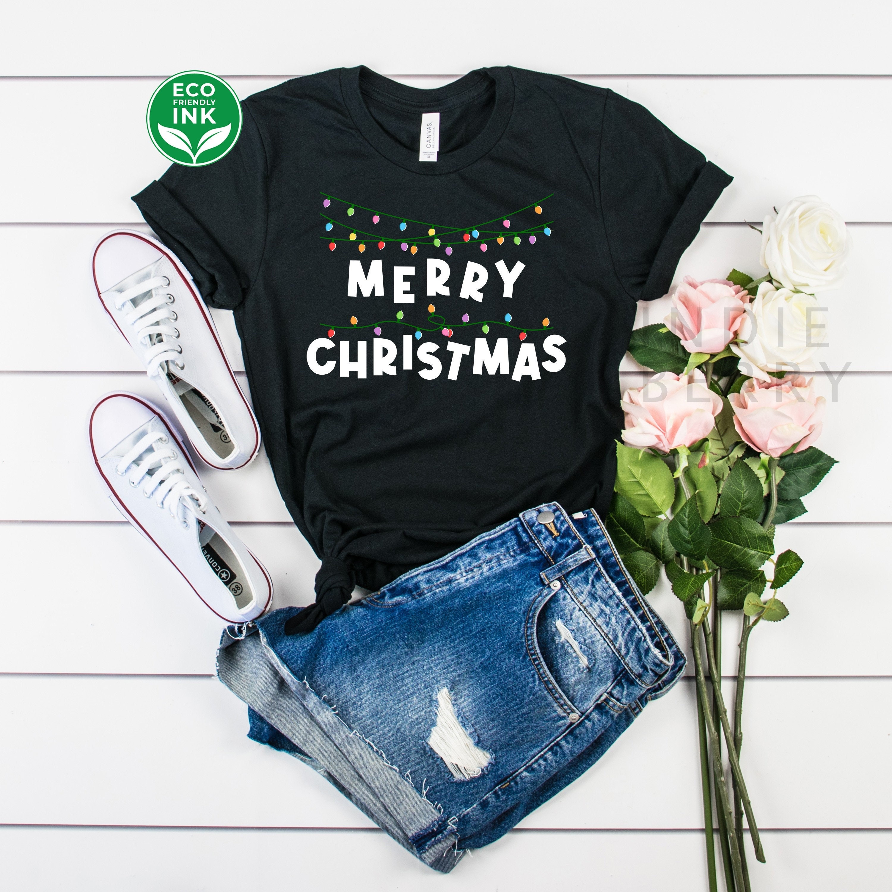 Discover Frohes Weihnachtsshirt, Baumlichter Weihnachtslichter T-Shirt