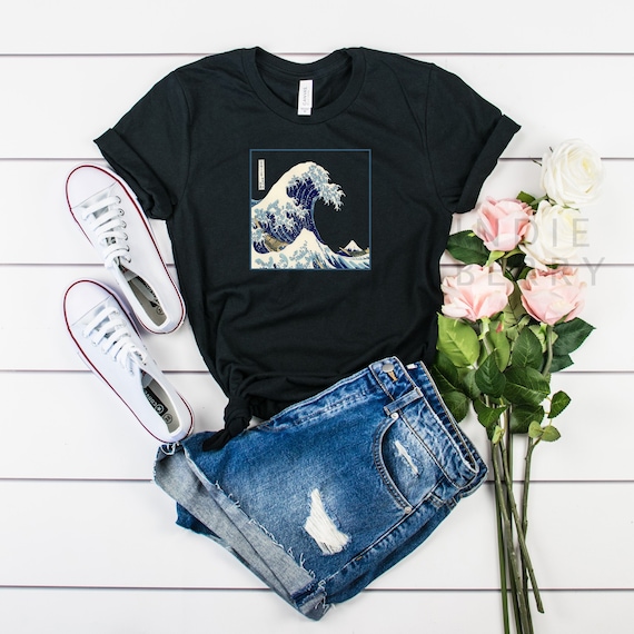 The Great Wave Off Kanagawa Shirt, Cool Japanese Shirt, Japanese Grunge Shirt, Aesthetic shirt, Kawaii clothing, Hokusai, Japanese tee