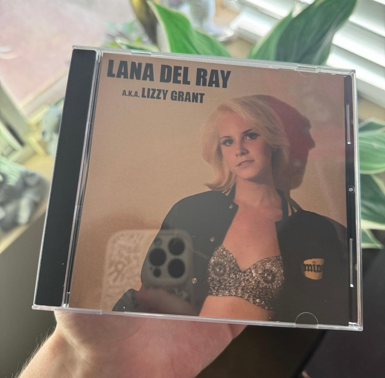 M*e様 Lana Del Rey　直筆サイン入りCD M*e様 Lana Del Rey 直筆サイン入りCDの通販 | LIFESTYLEAYURVEDIC