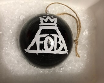 Auf was Sie bei der Wahl bei Fall out boy merch Acht geben sollten