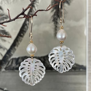 Madreperla Monstera Blanca laminada en Oro o Plata