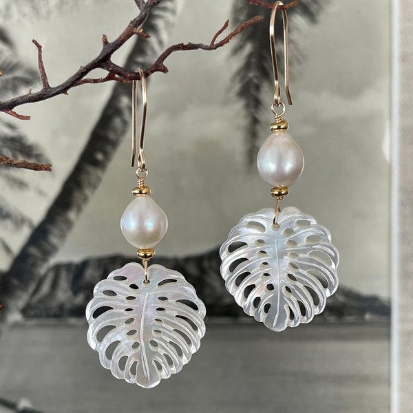 Madreperla Monstera Blanca laminada en Oro o Plata