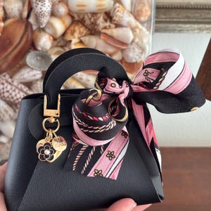 Mini Black gift bag and keychain Camellia, heart and Love