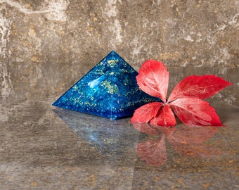 Pranakristall® Intuition - Pyramid - Orgonite - Lapis Lazuli