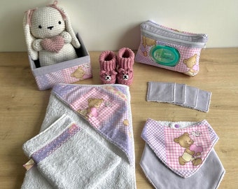 Gepersonaliseerde geboortedoos, gepersonaliseerd geboortecadeau, babycadeau, babyschoentjes, stoffen mand, gehaakt konijn knuffel