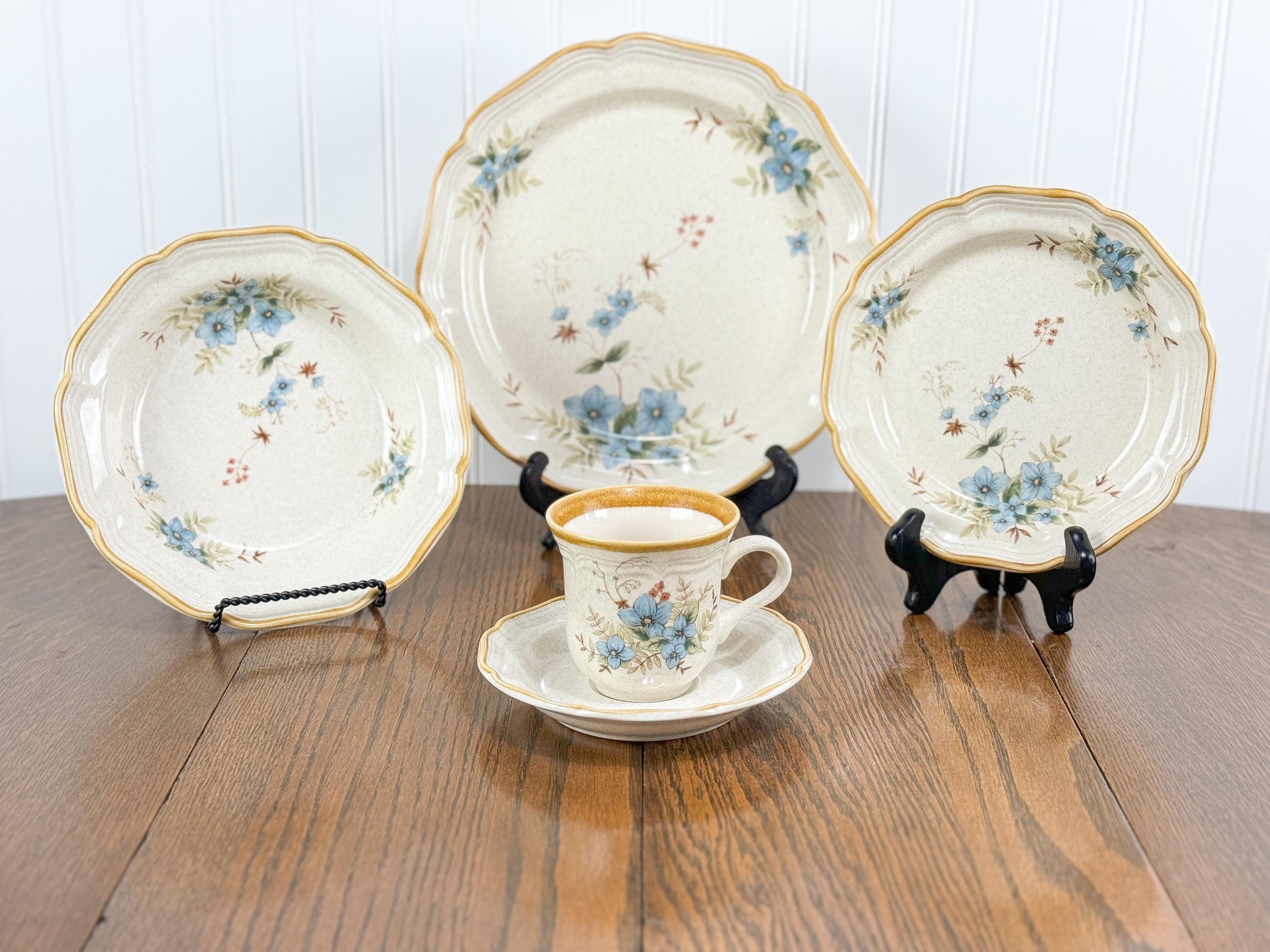 Mikasa Garden Club Day Dream EC461 - Etsy