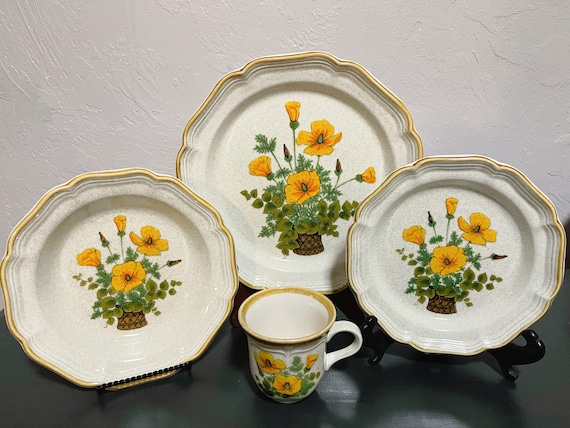 Mikasa Garden Club Petunias EC401 - Etsy