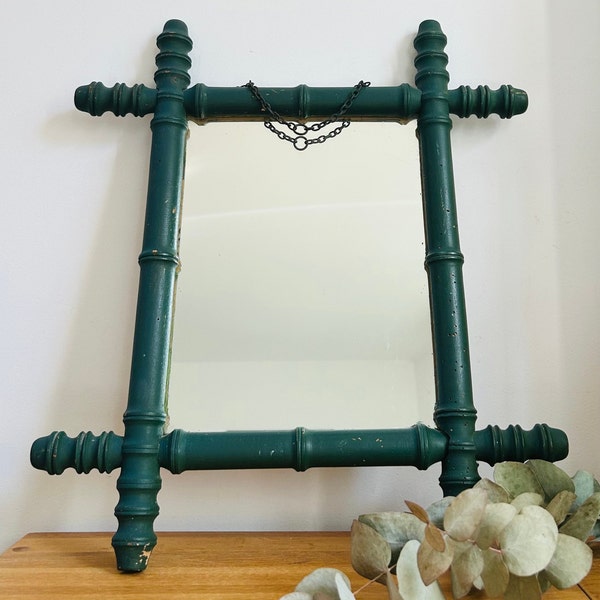 Ancien miroir avec cadre en bois peint imitation bambou