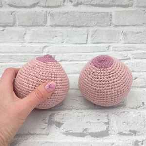 Crochet boob, Boob demonstration model for lactation, gift for a cosplay, Midwife doula gift, emotional support a boob for 1-year-old (1Pcs)