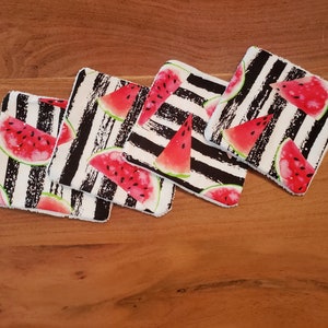 Set of 4 large makeup remover pads - striped melons