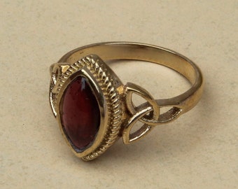 Red Garnet ring, Women Ring, January Birthstone ring, Sterling Silver Jewelry, Beautiful riing-Ring for Women, minimalist ring