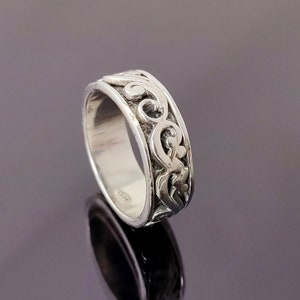 Ring silver rotatable image 4