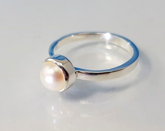 Pearl Ring - Etsy