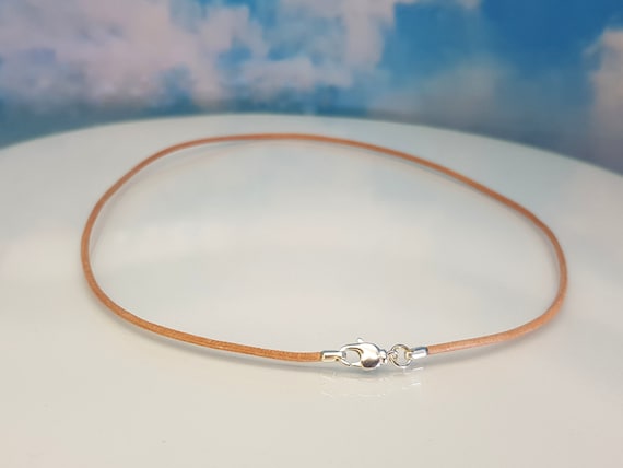 Cadena de cuero de cabra - España