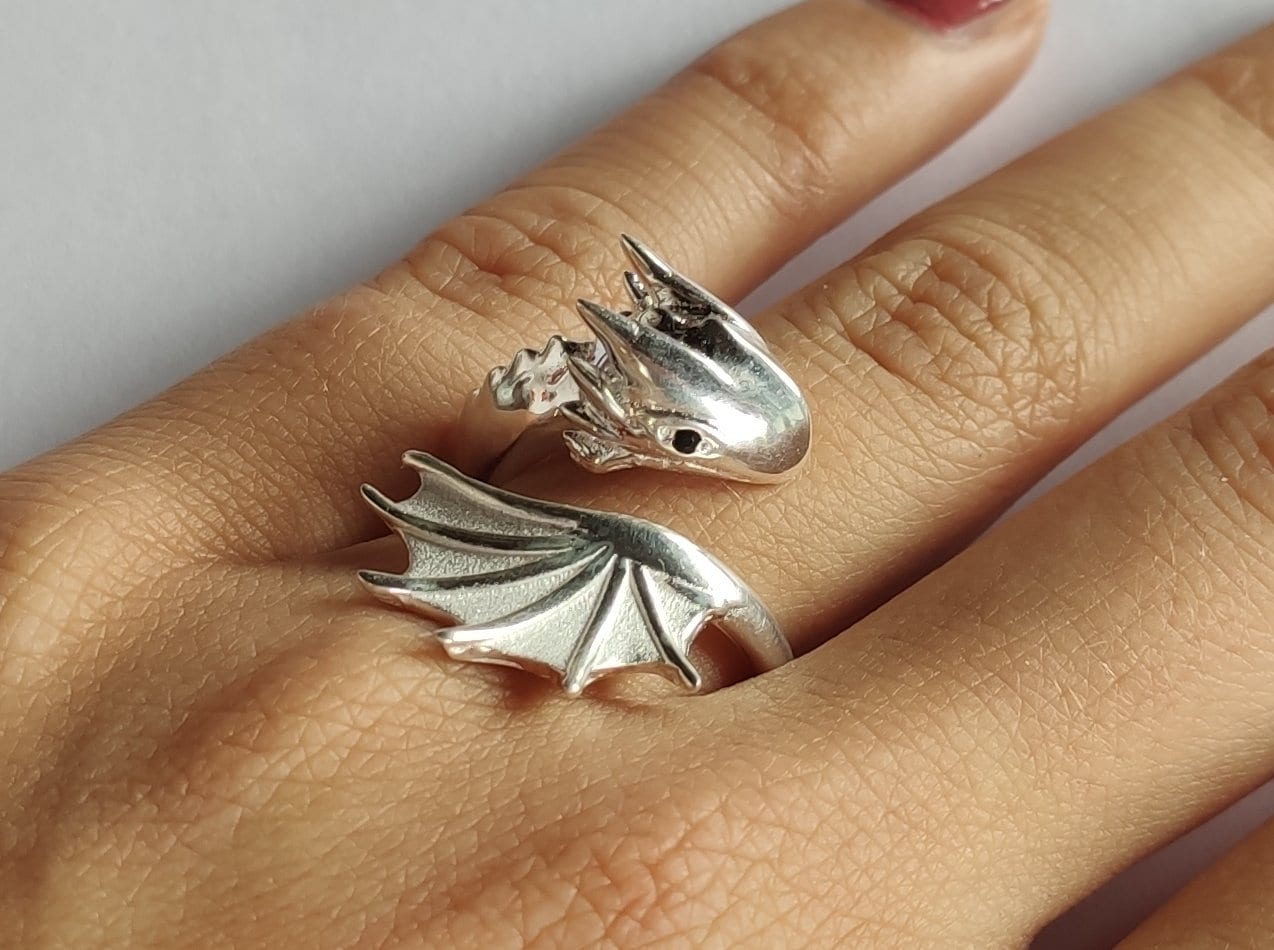 Dragon Signet Ring - Etsy