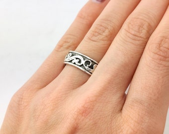 Ring silver rotatable