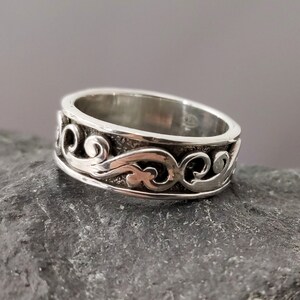 Ring silver rotatable image 2