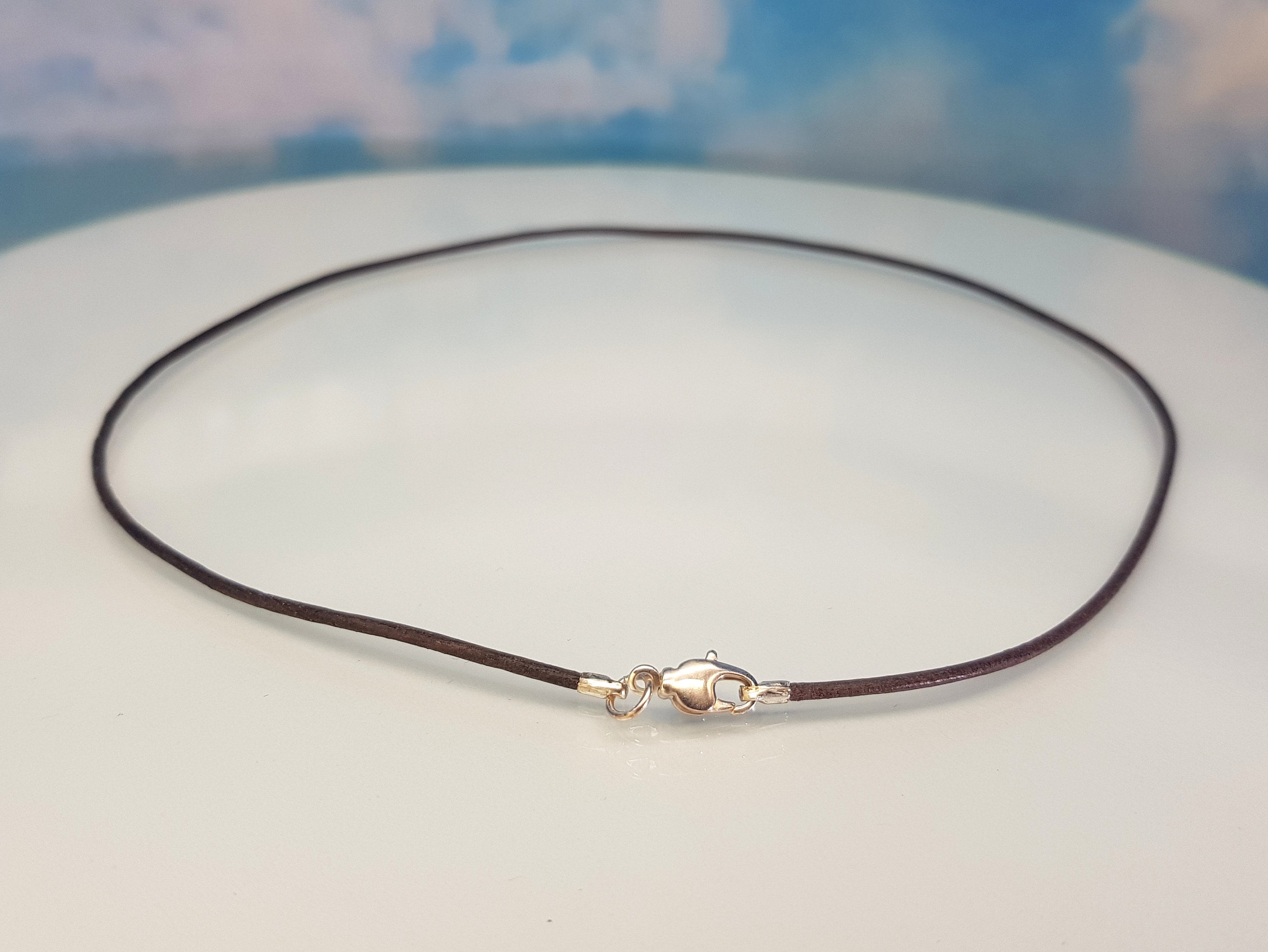 Cadena de cuero de cabra - España