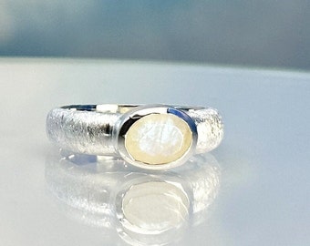 Ring real moonstone faceted 925 sterling silver