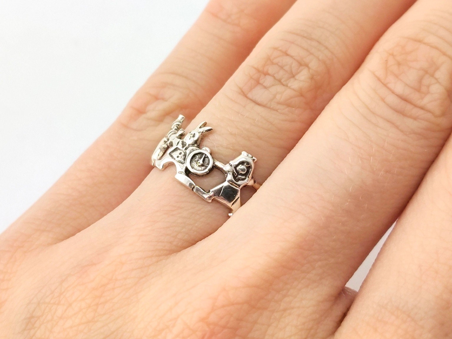 Alice in wonderland best sale ring