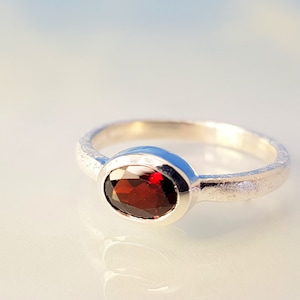 Garnet ring 925 silver