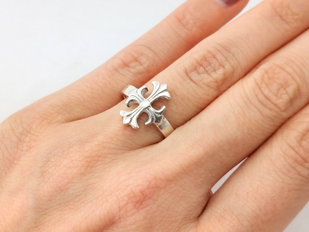 Anillo store cruz plata